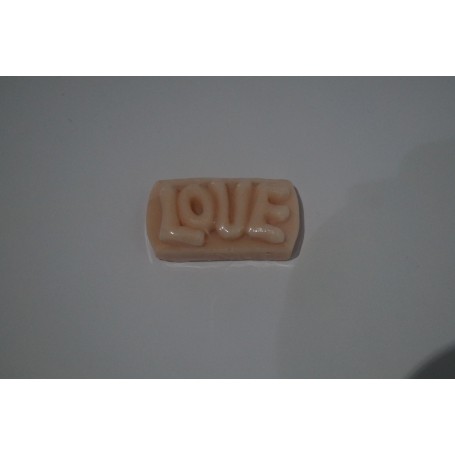 TARGHETTA DI SAPONE CON SCRITTA LOVE